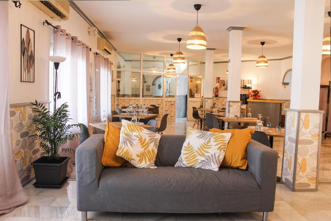 Hotel Restaurante Via Sevilla - Cadiz By Ma 22 Puntos El Cuervo  Ngoại thất bức ảnh