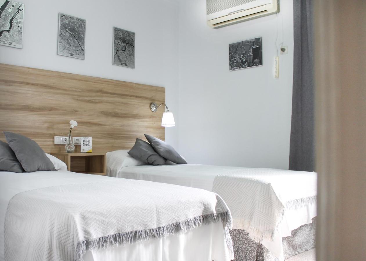Hotel Restaurante Via Sevilla - Cadiz By Ma 22 Puntos El Cuervo  Ngoại thất bức ảnh